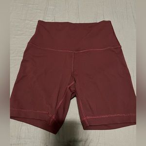 Lululemon Wunder Train shorts 6”